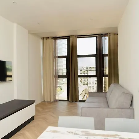Sky View -porta Nuova - 9